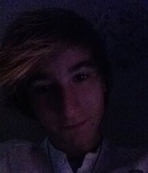 SEXY EMO BOY 5eb90d77b96e6.jpg