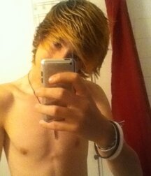 SEXY EMO BOY 5eb90d92688a8.jpg