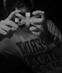 SEXY EMO BOY 5eb90d9b2750c.jpg