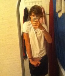 SEXY EMO BOY 5eb90db7dd4a7.jpg