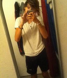 SEXY EMO BOY 5eb90dc92ed61.jpg