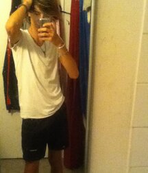 SEXY EMO BOY 5eb90dcdd774b.jpg