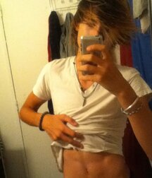 SEXY EMO BOY 5eb90decdfcc0.jpg