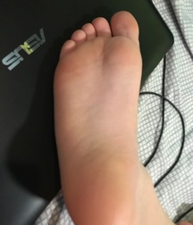 Luca's feet 59e2b5018e887.jpg