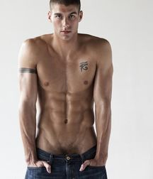 Hot Boys take a look 59d23d2f4e988.jpg