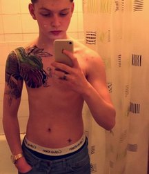 hot lad 1 59d41b1b5b7c0.jpg