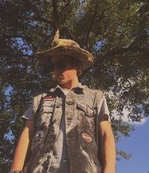 My friend 5a03aa59813f7.jpg
