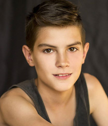Artur Elenski 5adb84f7c7537.jpg