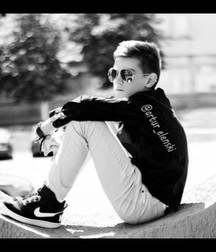 Artur Elenski 5adb85438937e.jpg