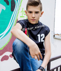 Artur Elenski 5adb85665e99c.jpg