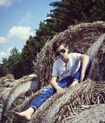 Artur 5d401dd7d3e35.jpg