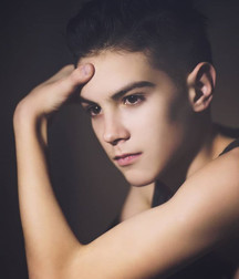 Artur 5d401dfc6136a.jpg