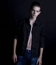 Artur 5d401e699a174.jpg
