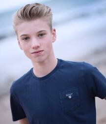 Ultimate July Mix Twink Best Hot Times 62e22323367b7.jpg