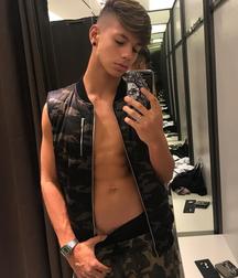 Non-Nude Twinks 5b5415fe27a54.jpg