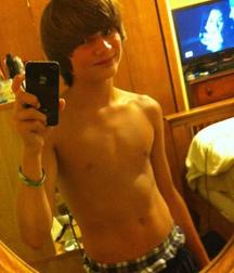 Non-Nude Twinks 5b54163c4ccb9.jpg