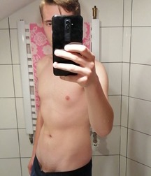 18yo blonde polish twink 5d3f3c6a48115.jpg