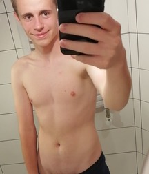 18yo blonde polish twink