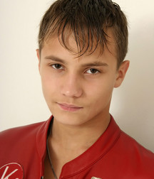 Carlos in white room 5aff7acfd8e88.jpg
