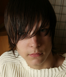 Louis solo 5b30d97a7c1bf.jpg