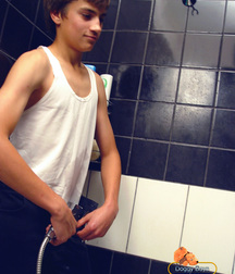 Pitya showers 5b75391f120c3.jpg