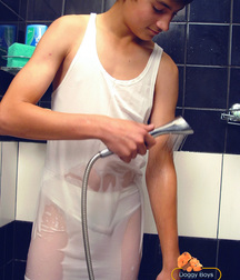 Pitya showers 5b753938921a4.jpg