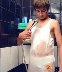 Pitya showers 5b753939bcea8.jpg