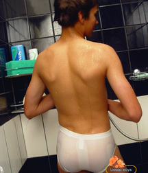 Pitya showers 5b7539757bf99.jpg