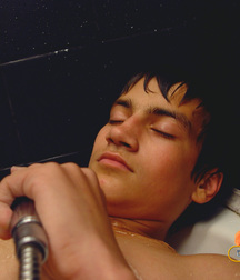 Pitya showers 5b7539dbd501f.jpg