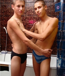 Danil&Garik 5ba447bd54e69.jpg
