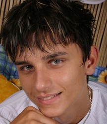 Uploaded by:birdan 5bb9554c36460.jpg