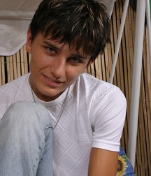 Uploaded by:birdan 5bb9555b25ff0.jpg
