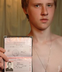 Pasha showers and shaves himself 5c48b17ab9c37.jpg