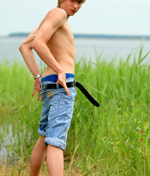 Gleb cums on a day outside 5c4d0bc097289.jpg