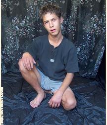 Boy Beauty Yanni 5c589fdf4d06c.jpg