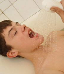 Bombastik in Bath 5c58a599232de.jpg