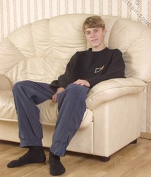Jenya cums on the Sofa  5cb611597e82a.jpg