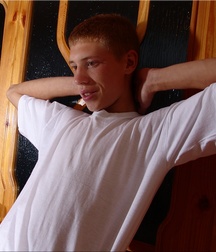 Grisha sprays his soundblaster 5ccce178194d8.jpg