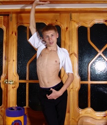 Grisha sprays his soundblaster 5ccce192c1c9a.jpg