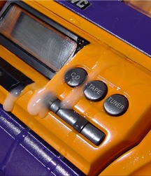 Grisha sprays his soundblaster 5ccce2fe254e2.jpg
