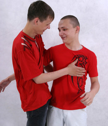 Ruslan & Dima 5cf467cde63a3.jpg