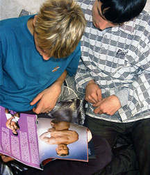Ton gets nailed by his Friend 5d12b502cbc39.jpg