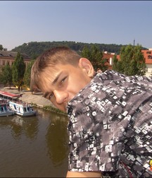 Ton Alone 5d1b59a0d42b1.jpg