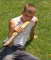 Ton Alone 5d1b59b89d4a5.jpg