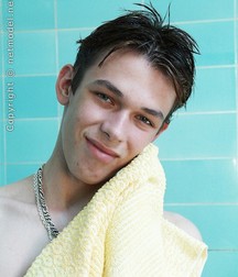 Gregory in Bath Gay Teen Porn 5e0e999437fb7.jpg