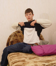 Bombastik Album 2 twink tube 5e0ea036cafb3.jpg