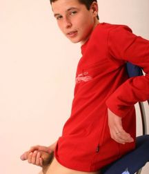 Simonas - Gay Teen Porn Boy 5e27bc9aecc2f.jpg