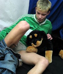 Serzhik & His Teddy 5e6aebce6fd11.jpg