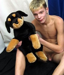 Serzhik & His Teddy 5e6aec2f20f90.jpg