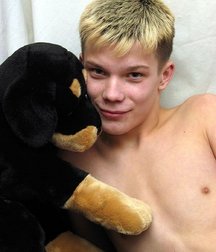 Serzhik & His Teddy 5e6aecdb1d087.jpg